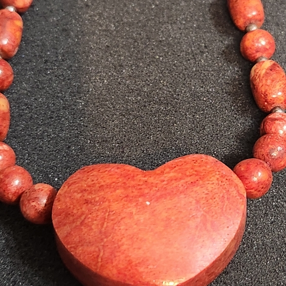 Red Coral Chunky Necklace & Earrings - Picture 3 of 4